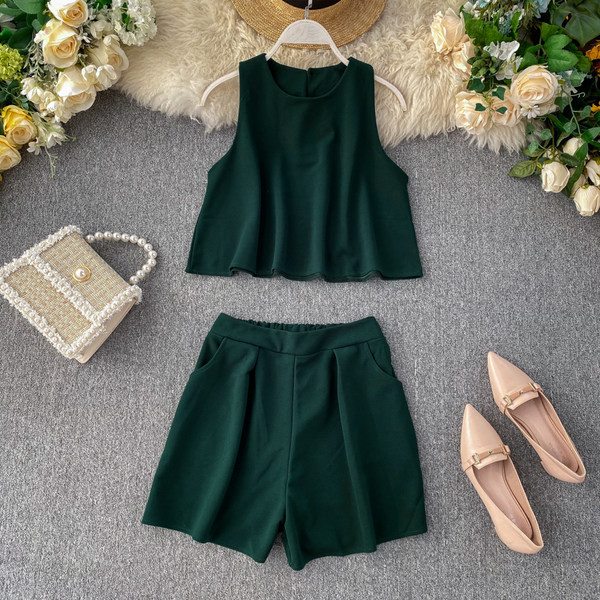 Ljetni ženski komplet top i kratke hlačice