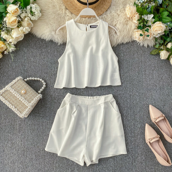 Ljetni ženski komplet top i kratke hlačice