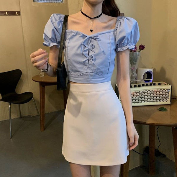 Novi model ženskog odijela iz dva dijela