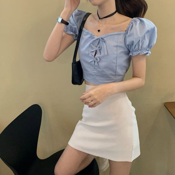 Novi model ženskog odijela iz dva dijela