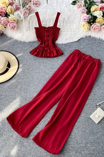 Moderan ženski komplet bez rukava i dugih ravnih hlača