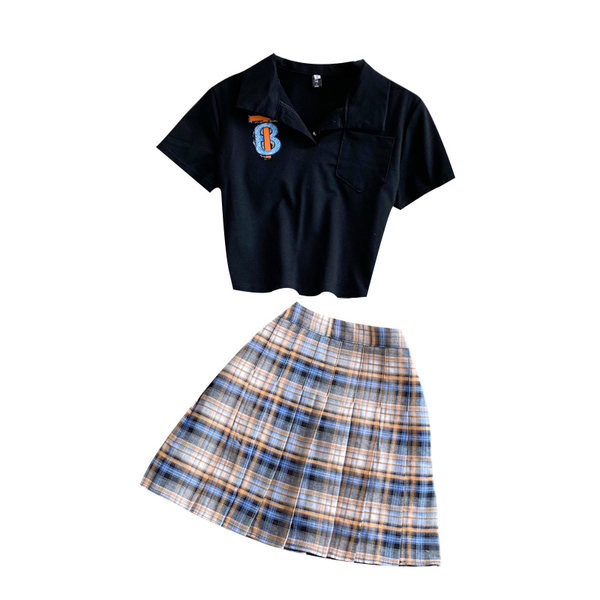 Ženski komplet iz dva dijela sa klasičnom kragnom i visokim strukom