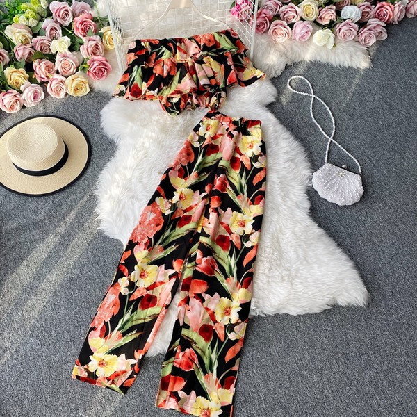 Šareni ženski komplet poprsja i dugih hlača