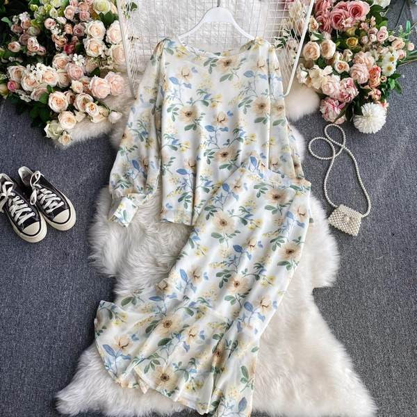 Ženski set sa cvjetnim uzorkom iz dva dijela