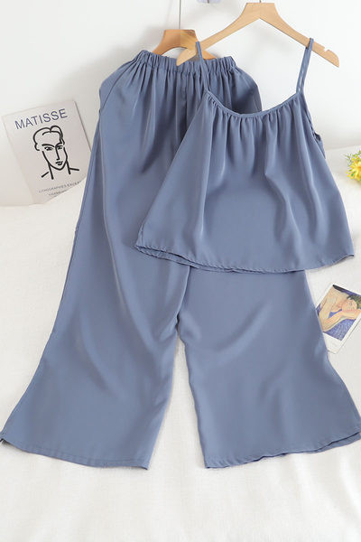 Ženski komplet iz dva dela - čist model