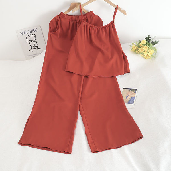 Ženski komplet iz dva dela - čist model