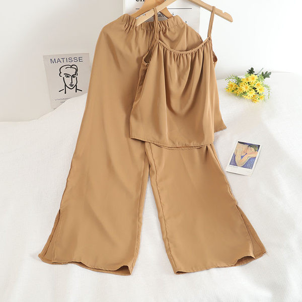 Ženski komplet iz dva dela - čist model