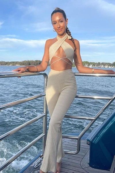 Moderan ženski komplet od samta i sjajnog efekta