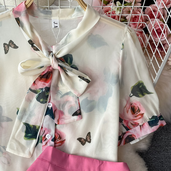 Novi model ženskih kompleta sa cvjetnim uzorkom