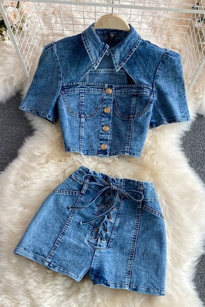 Novi model ženskog teksas kompleta na dugmad u plavoj boji