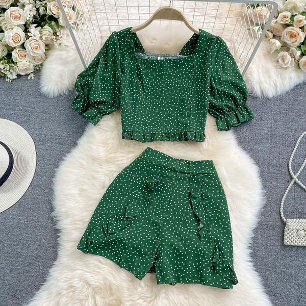 Stilīgs sieviešu vasaras komplekts no divām daļām punktos