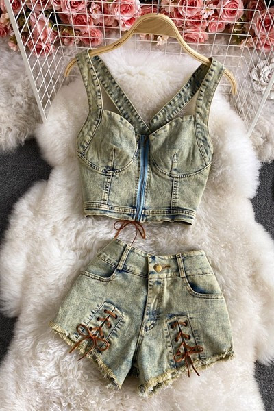 Ženski traper set s kratkim hlačama i topom