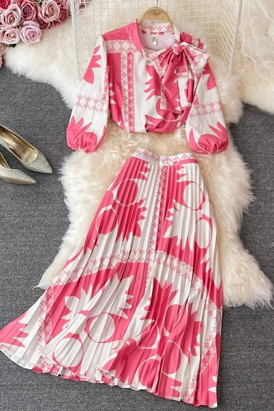 Ženski elegantni dvodijelni komplet s plisiranom suknjom