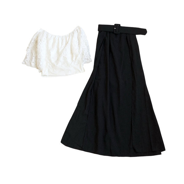 Moderan komplet iz dva dijela - suknja i bluza