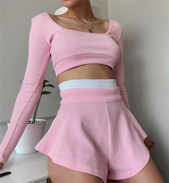 Moderan komplet iz dva dijela - kratke bluze i širokih hlača