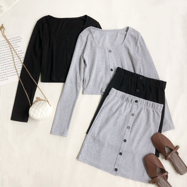 Ženski svakodnevni set na gumbe - u dvije boje