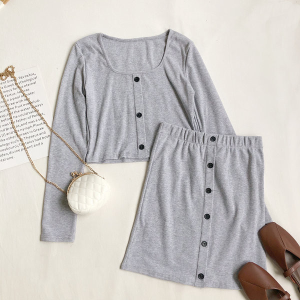 Ženski svakodnevni set na gumbe - u dvije boje