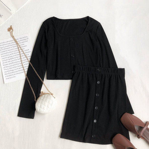 Ženski svakodnevni set na gumbe - u dvije boje