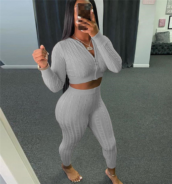 Uklopljeni set od tankog pletiva