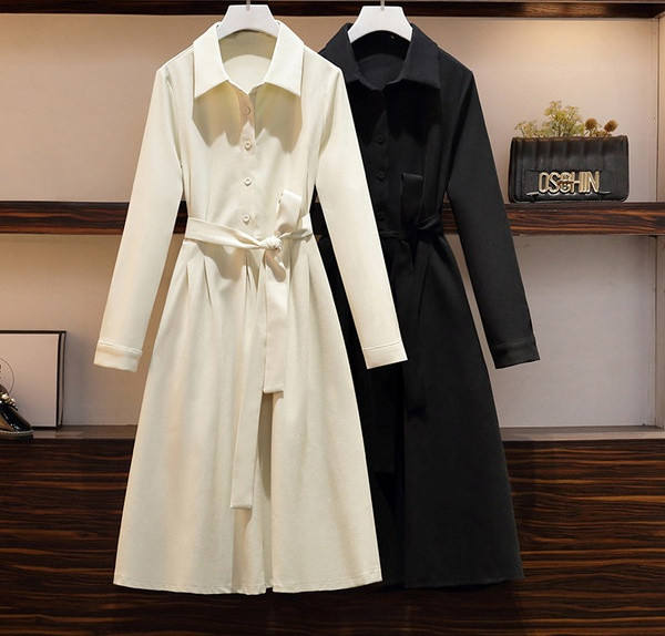 Elegantan model ženske haljine za trudnice