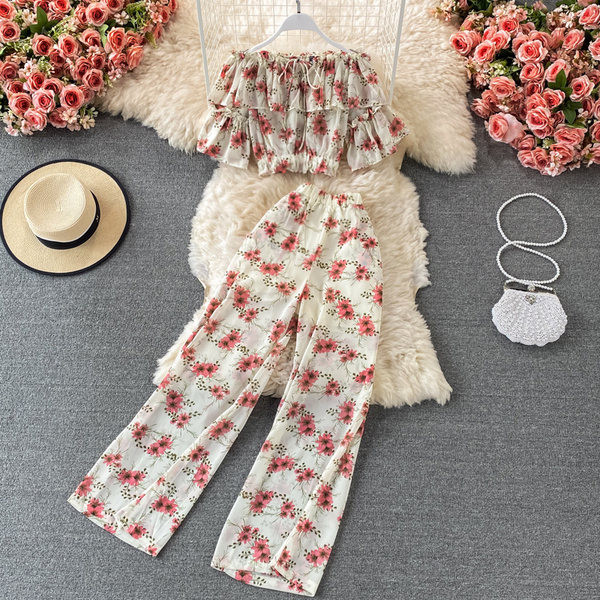 Ženski komplet s cvjetnim uzorkom u različitim bojama