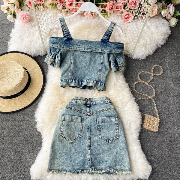 Ženski traper set u plavoj boji s gumbima