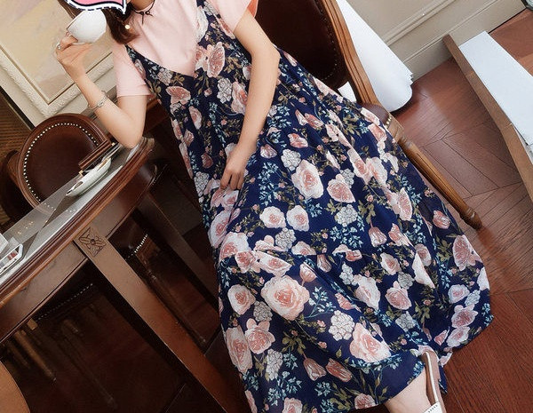 Moderan ženski komplet za trudnice od duge haljine i bluze