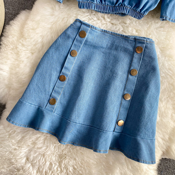 Ljetni ženski komplet iz dva dijela - suknja i bluza