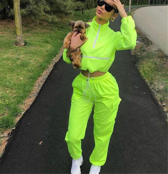 Sportski casual set za žene u neonskim bojama