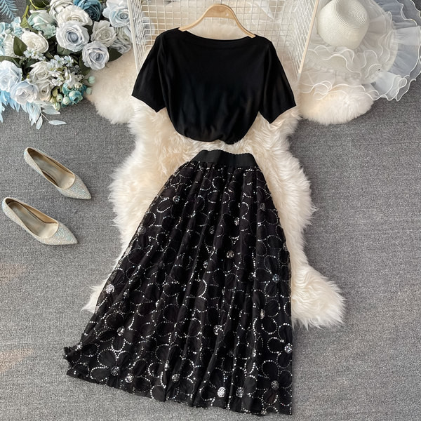 Elegantni ženski komplet s elastičnim strukom