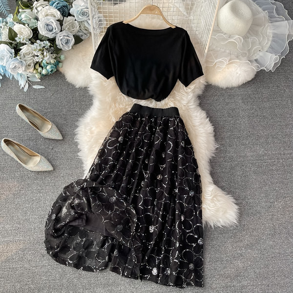 Elegantni ženski komplet s elastičnim strukom