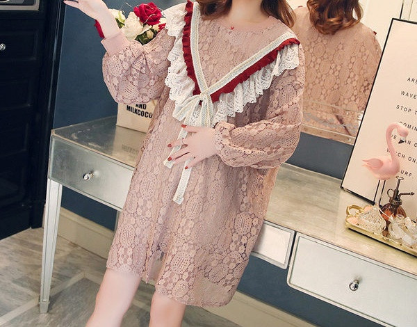 Moderna ženska čipkasta haljina s dugim rukavima za trudnice