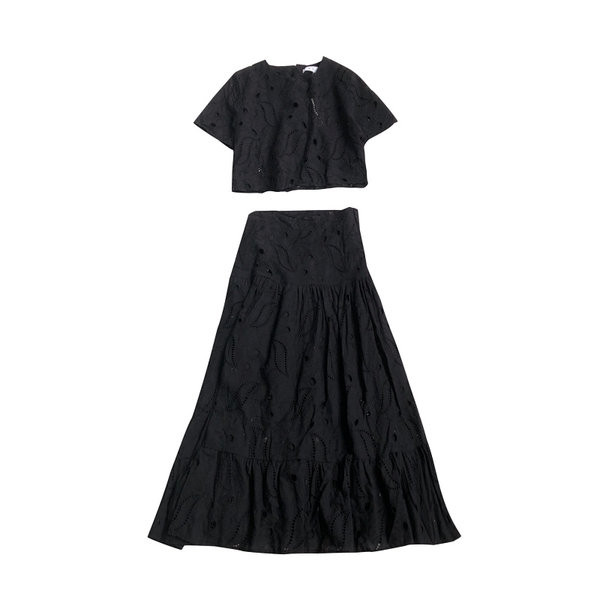 Ženski komplet iz dva dijela - duga suknja i bluza