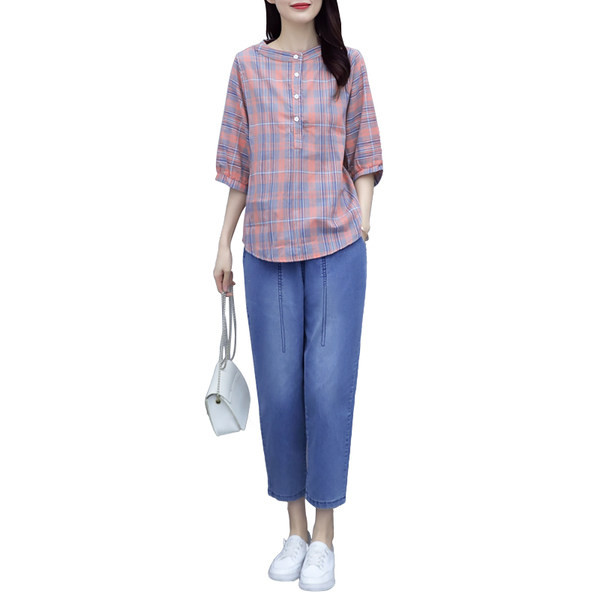 Ženski komplet karirana košulja i traperice