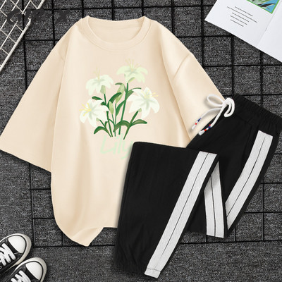 Casual ženski komplet majica kratkih rukava i hlača - razne aplikacije