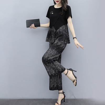 Γυναικείο σετ από δύο μέρη - φαρδύ μοντέλο