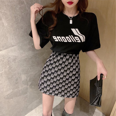 Γυναικείο casual σετ από δύο μέρη - φούστα και μπλουζάκι