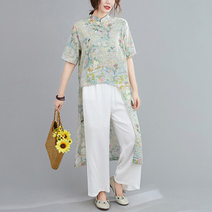 Γυναικείο μοντέρνο σετ από δύο μέρη με χρωματιστό μοτίβο