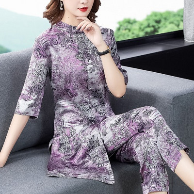 Κομψό σετ γυναικείο με 3/4 μανίκια και κουμπιά σε διαφορετικά χρώματα