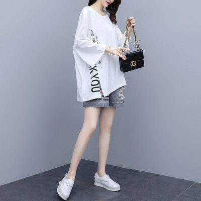 Καλοκαιρινό  γυναικείο casual σετ με φαρδιά μπλουζάκι και σορτς