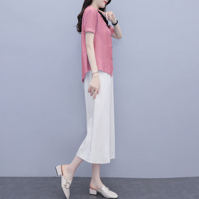 Μοντέρνο γυναικείο σετ -  μπλουζάκι και παντελόνια