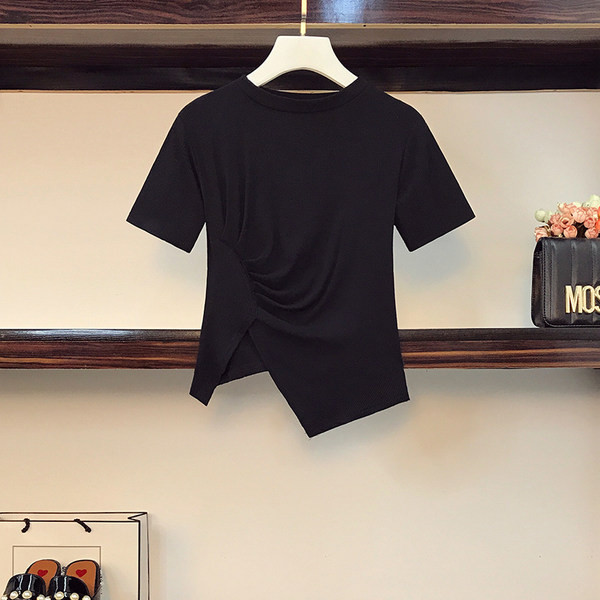 Γυναικείο μοντέρνο σετ παντελόνι και μπλουζάκι