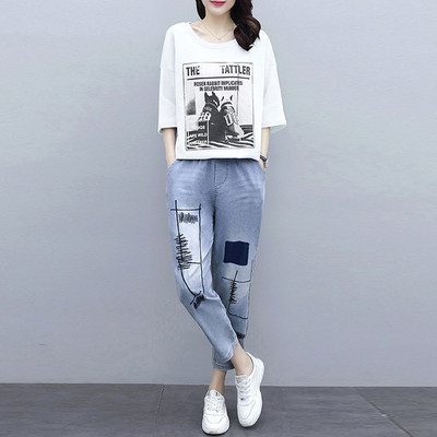 Γυναικείο σετ - μπλούζα και τζιν - δύο μοντέλα