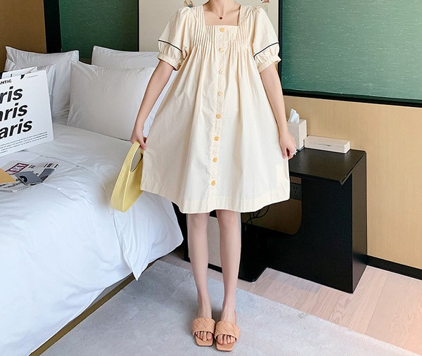 Ležerna ženska haljina s gumbima za trudnice