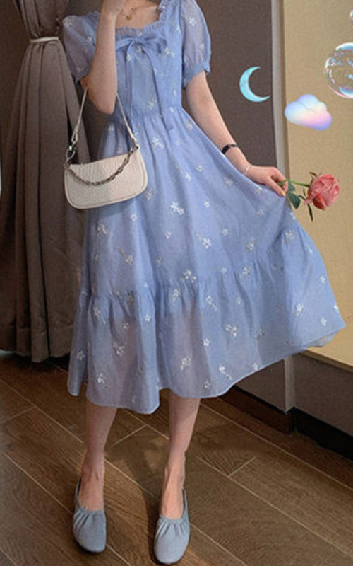 Ženska ležerna haljina izrezanog modela za trudnice