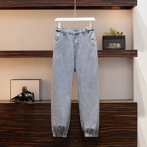 Casual ženski komplet - traperice i bluza