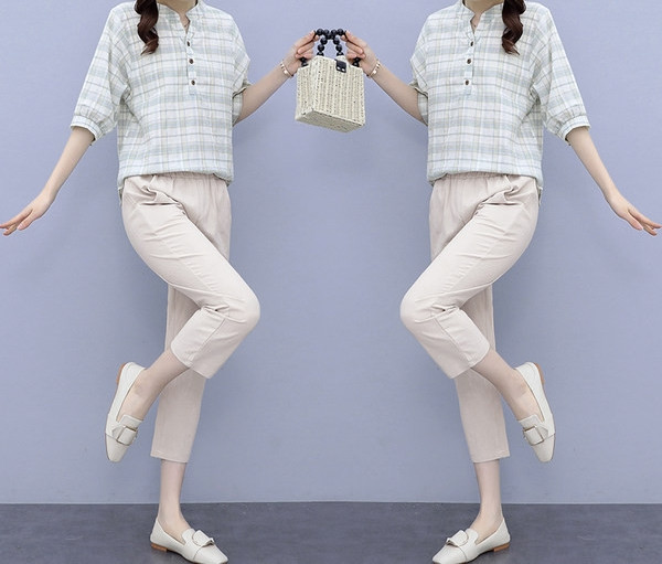 Jauna modeļa sieviešu pledu komplekts divās krāsās ar pogām