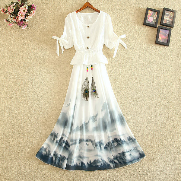 Moderan ženski komplet iz dva dijela - duga suknja i bluza