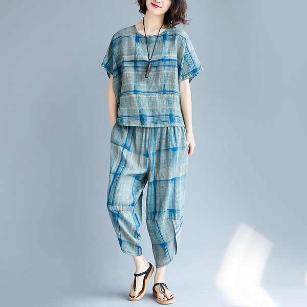 Novi model ženskog kariranog kompleta u dvije boje - široki model