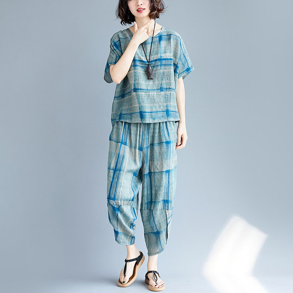 Novi model ženskog kariranog kompleta u dvije boje - široki model